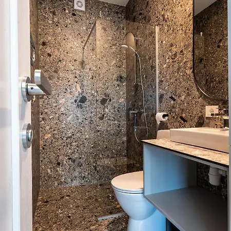 Mano Jura - Namelis Ant Vandens Apartament